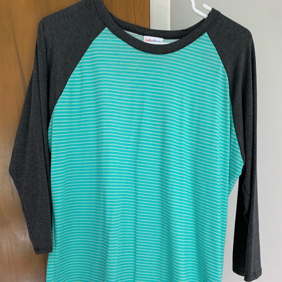 LuLaRoe Tops - Lula roe top